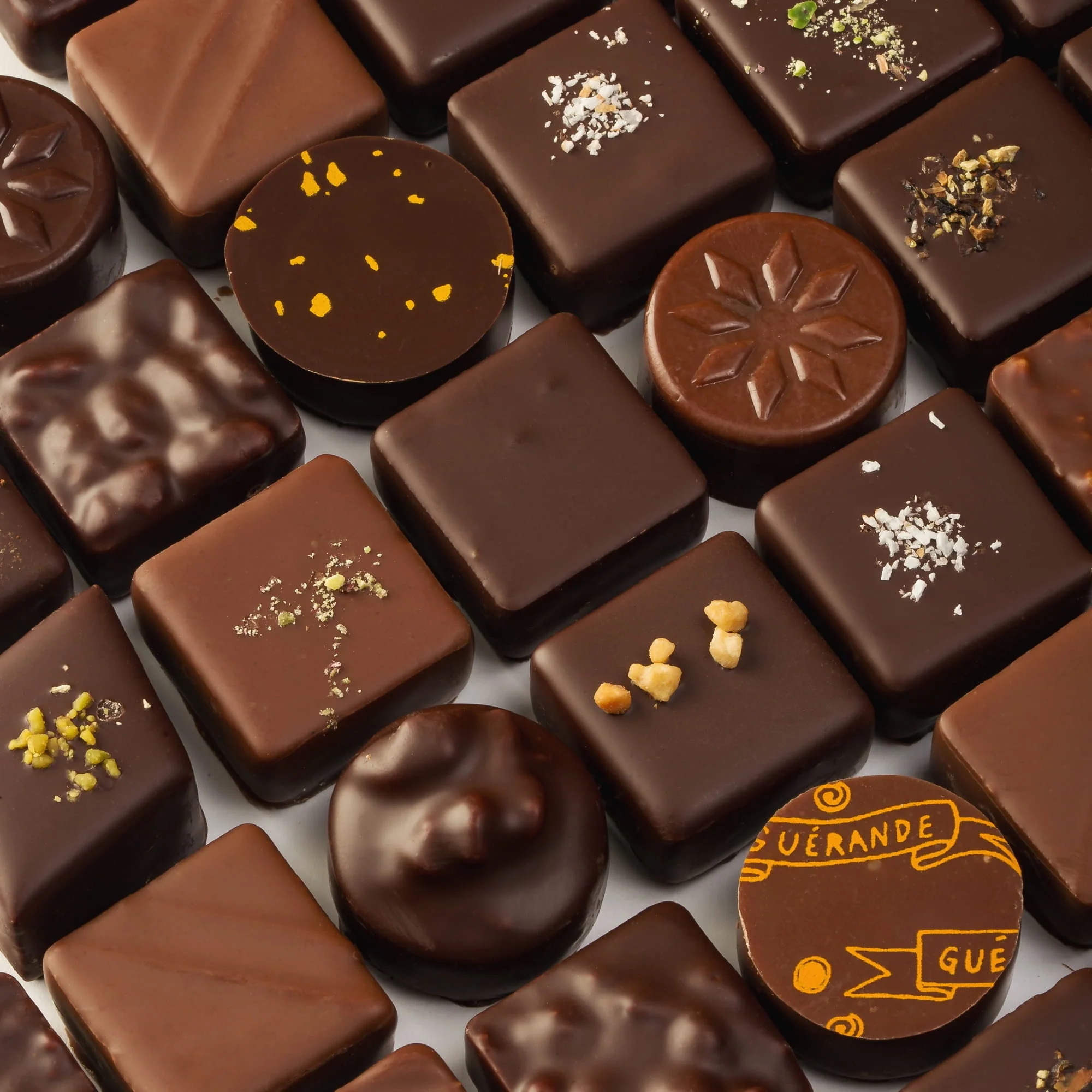 Coffret de chocolats assortis 590 g - Image 3